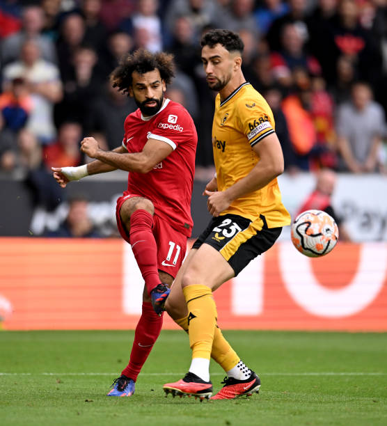 同时伺机反 同时伺机反