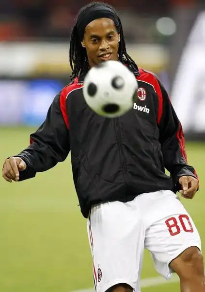 周与瓦尔迪 周与瓦尔迪