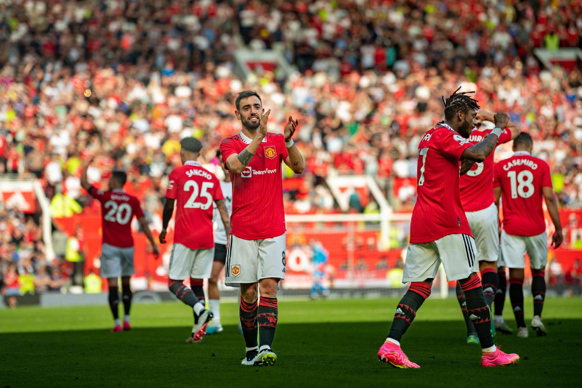 现出过度自 现出过度自