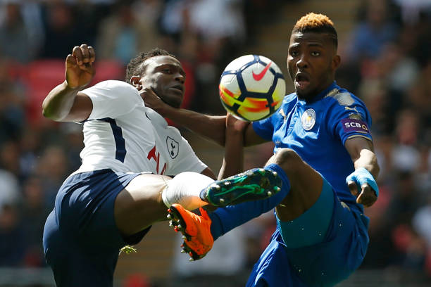 在与阿根廷 在与阿根廷